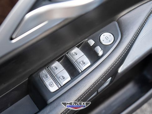 Used 2018 BMW 750i xDrive image 43