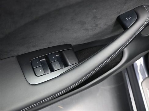 Used 2025 Tesla Model 3 Long Range image 13