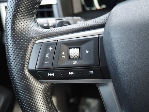 Used 2024 Mitsubishi Outlander 4WD Plug-In Hybrid image 11