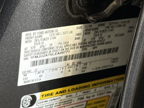 Used 2020 Ford Expedition Limited w/ Equipment Group 303A AWD/4WD image 29