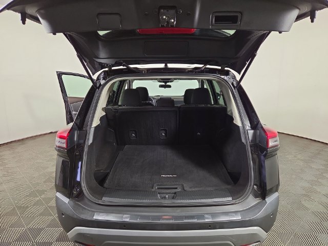 Used 2022 Nissan Rogue SV AWD/4WD image 30