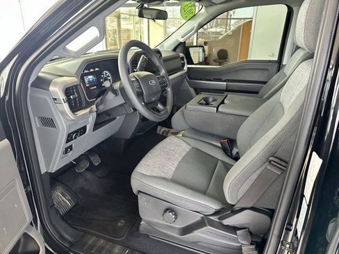 Used 2023 Ford F150 XLT image 7