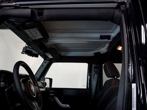 Used 2013 Jeep Wrangler Unlimited Rubicon w/ Connectivity Group image 66