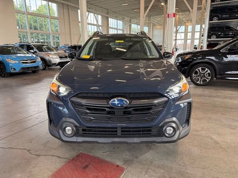 Used 2024 Subaru Outback Premium AWD/4WD image 8