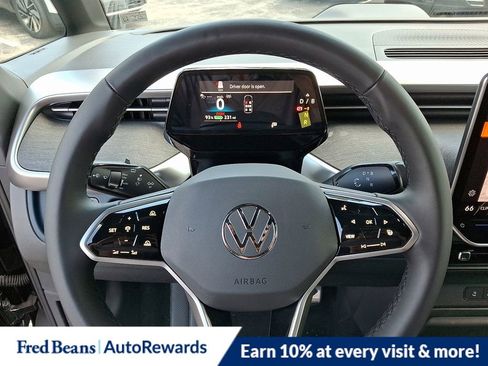 New 2025 Volkswagen ID. Buzz Pro S image 9