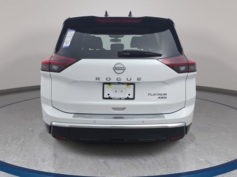 New 2026 Nissan Rogue Platinum w/ Tech Package AWD/4WD image 6