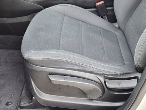 Used 2019 Kia Sorento L FWD image 26