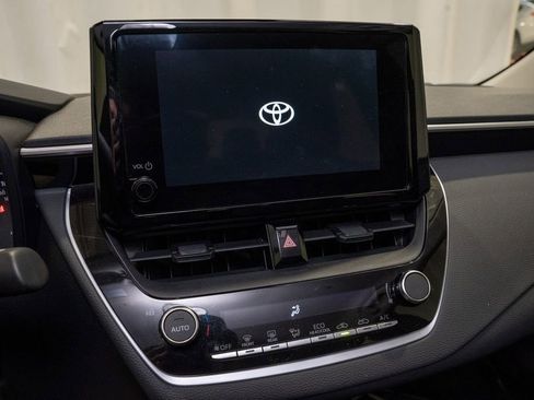 Used 2023 Toyota Corolla LE image 12