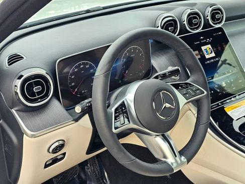 New 2026 Mercedes-Benz GLC 300 4MATIC image 15