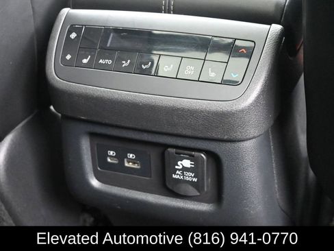 Used 2022 Nissan Pathfinder Platinum w/ Cargo Package AWD/4WD image 11