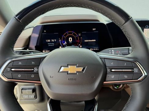 New 2026 Chevrolet Suburban High Country image 71