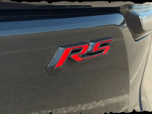 Used 2024 Chevrolet Equinox EV RS FWD image 32