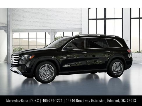 Used 2026 Mercedes-Benz GLS 450 4MATIC image 37