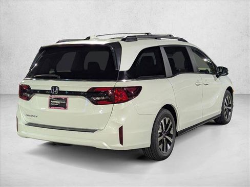 New 2026 Honda Odyssey EX-L image 2