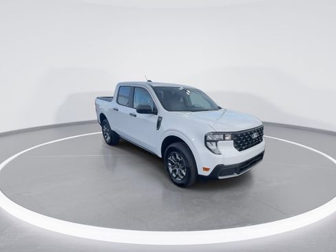 New 2026 Ford Maverick XLT AWD/4WD image 2