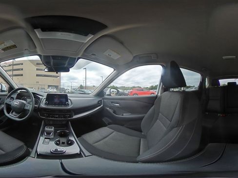 Used 2025 Nissan Rogue SV AWD/4WD image 42