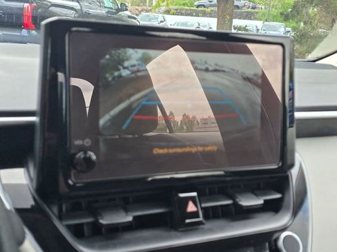 Used 2024 Toyota Corolla LE FWD image 25