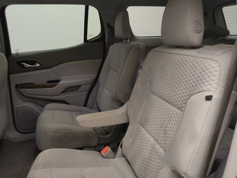 Used 2019 GMC Acadia SLE w/ Driver Alert Package I image 18