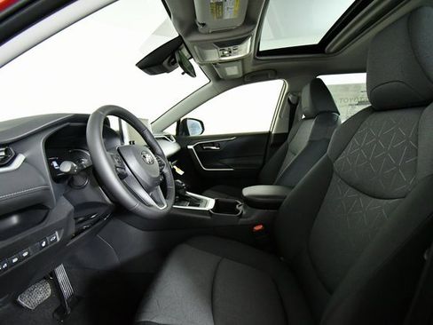 New 2025 Toyota RAV4 XLE image 5