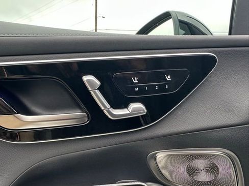 Used 2026 Mercedes-Benz GLC 300 4MATIC image 13