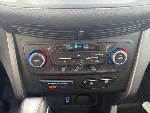 Used 2018 Ford Escape SEL w/ Ford Safe & Smart Package AWD/4WD image 27