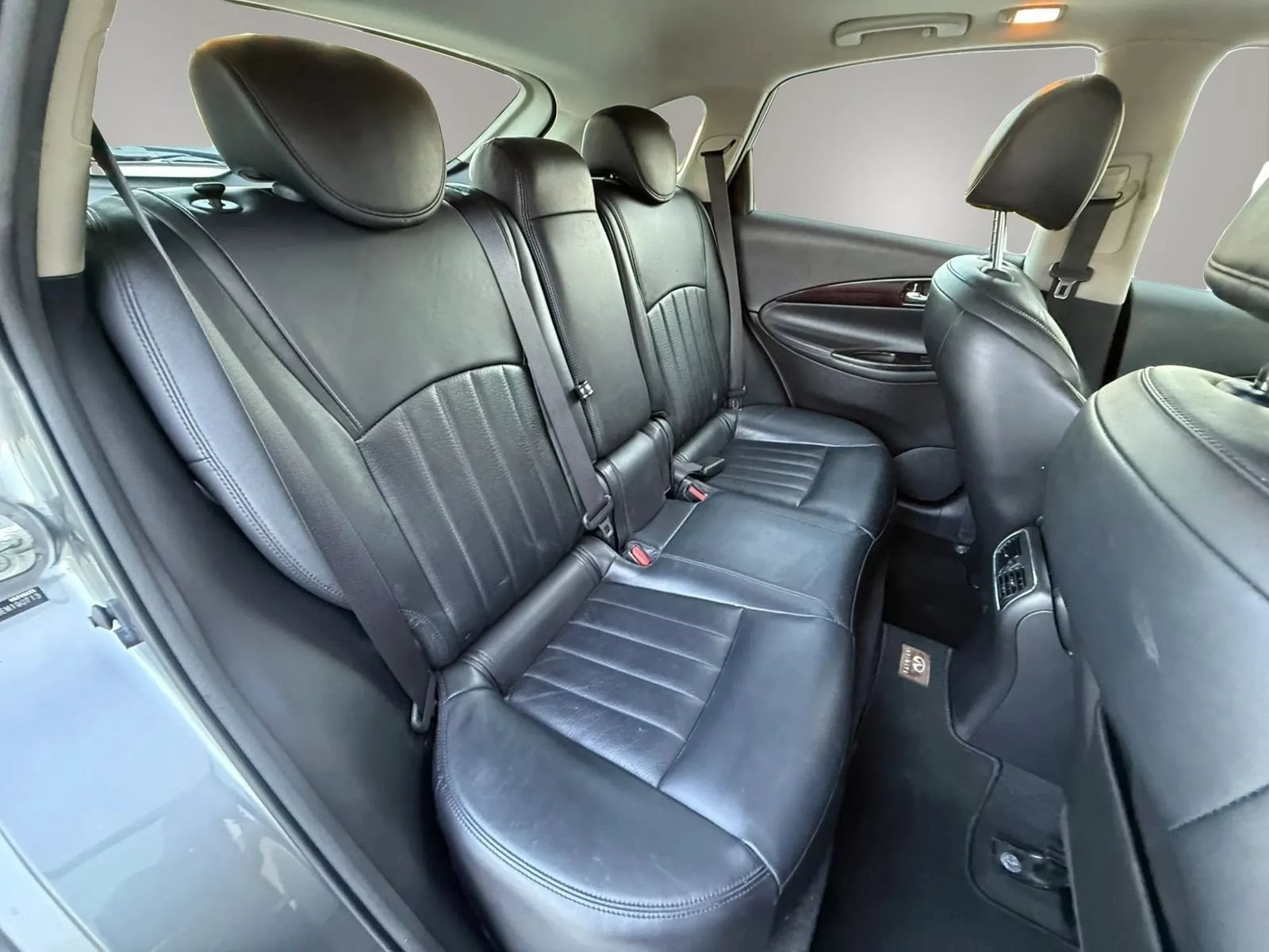Used 2014 INFINITI QX50 Journey w/ Premium Package AWD/4WD image 17