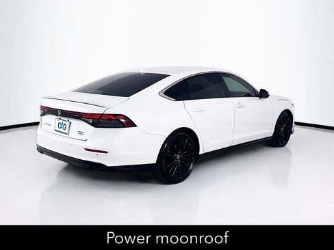 Used 2023 Honda Accord Touring image 8
