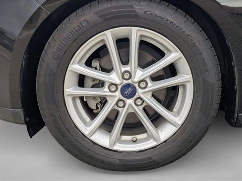 Used 2018 Ford Focus SE image 9