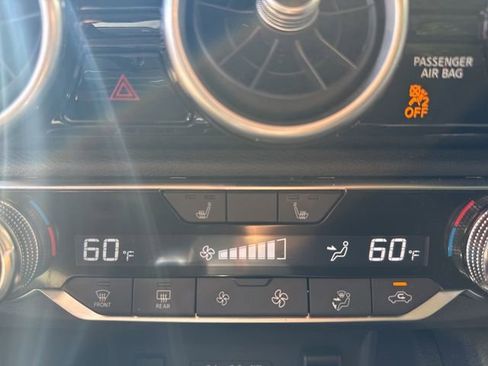 Used 2024 Nissan Sentra SR image 24