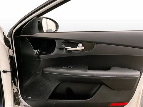Used 2022 Kia Forte GT-Line w/ GT-Line Premium Package FWD image 23
