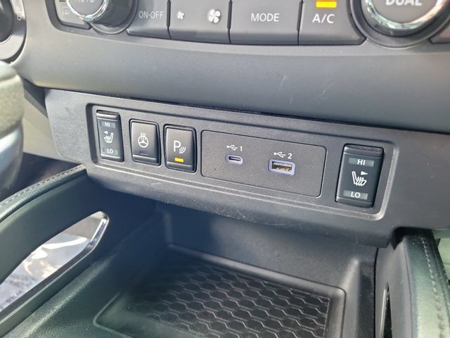 Used 2022 Nissan Frontier PRO-4X w/ Pro-4X Premium Package AWD/4WD image 31