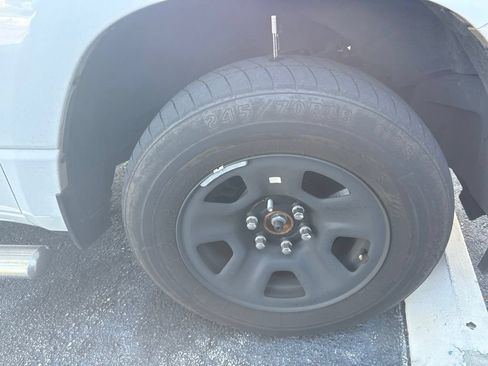Used 2023 RAM 1500 Big Horn AWD/4WD image 25