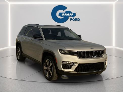 Used 2022 Jeep Grand Cherokee Limited 4xe image 8