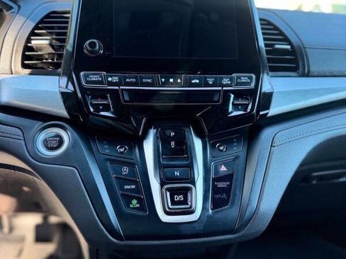Used 2020 Honda Odyssey EX image 12