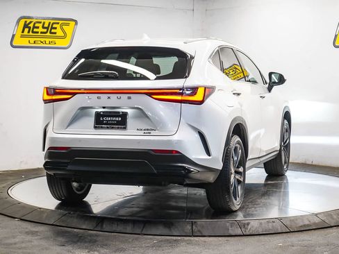 Used 2025 Lexus NX 450h+ AWD w/ Towing Package (2000 Lbs) image 4