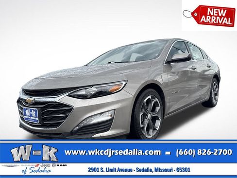 Used 2024 Chevrolet Malibu LT FWD image 11