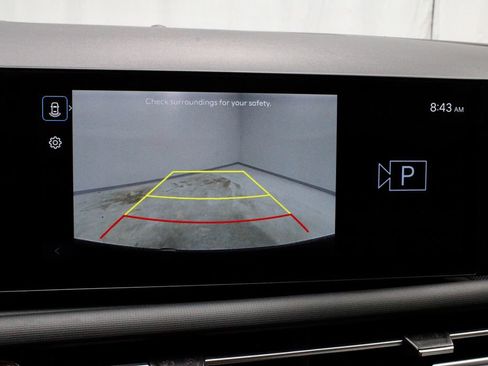 Used 2025 Hyundai Santa Cruz SEL FWD image 2
