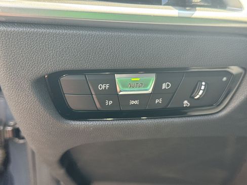 Used 2025 BMW i4 xDrive40i w/ M Sport Package AWD/4WD image 21
