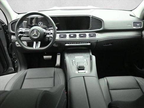 New 2026 Mercedes-Benz GLS 450 4MATIC image 22