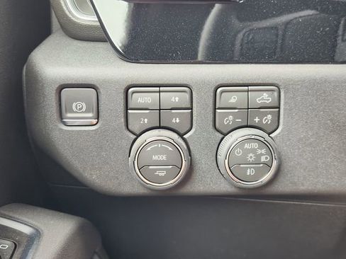New 2026 Chevrolet Silverado 3500 LT w/ Texas Edition AWD/4WD image 23