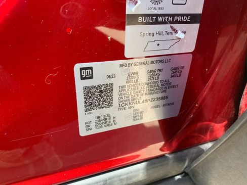 Used 2023 GMC Acadia SLT AWD/4WD image 37