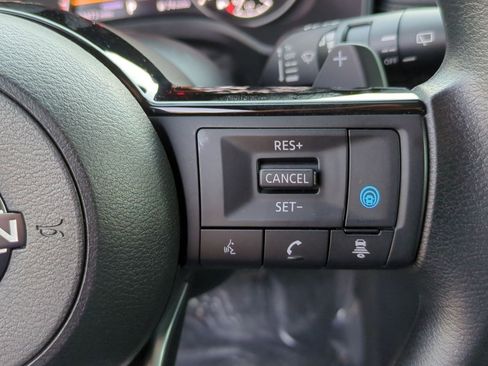 Certified 2022 Nissan Rogue SV image 13