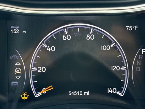 Used 2018 Jeep Grand Cherokee Laredo image 16