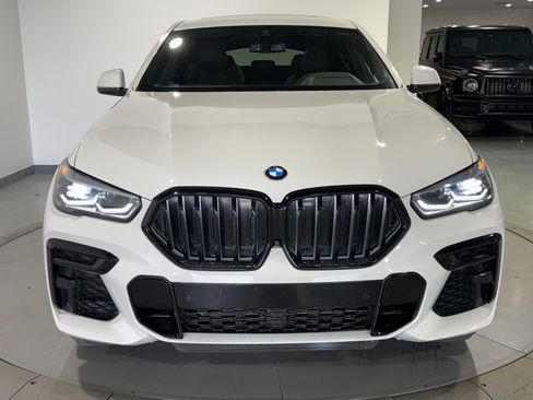 Used 2023 BMW X6 xDrive40i w/ M Sport Package AWD/4WD image 7