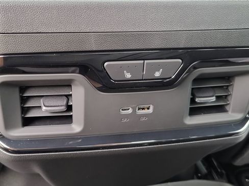 New 2025 GMC Sierra 3500 AT4 w/ Technology Package image 38