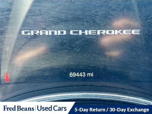 Used 2018 Jeep Grand Cherokee Limited AWD/4WD image 18