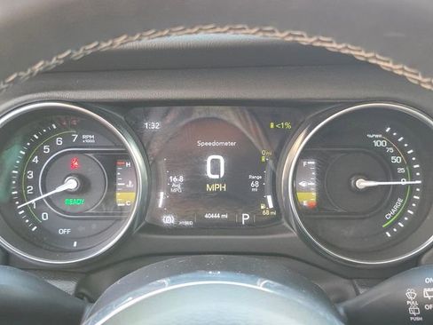 Used 2023 Jeep Wrangler Unlimited Sahara AWD/4WD image 29