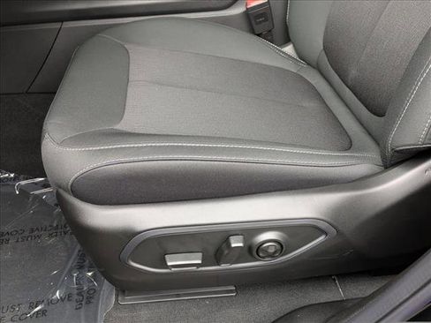 New 2025 Jeep Grand Cherokee L Laredo w/ Luxury Tech Group I image 4