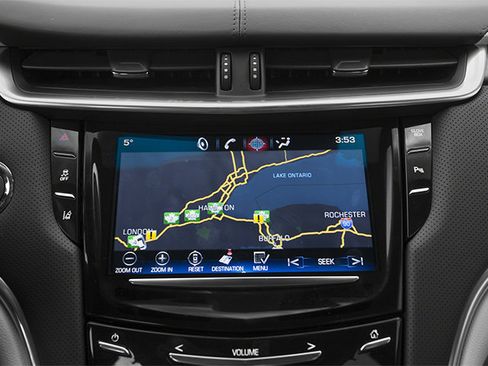 Used 2013 Cadillac XTS Luxury w/ Driver Awareness Package FWD image 23