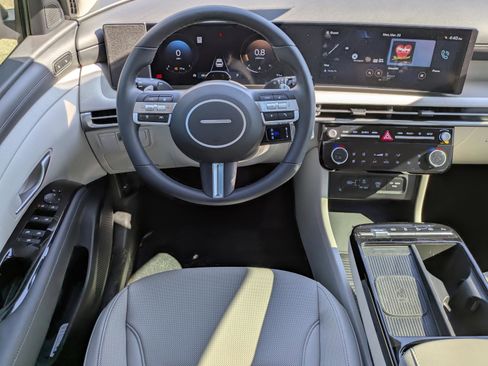 New 2026 Hyundai Tucson Limited image 18